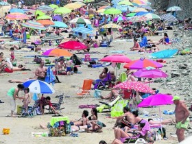 Un autobús unirá San Esteban y la playa de Aguilar en verano